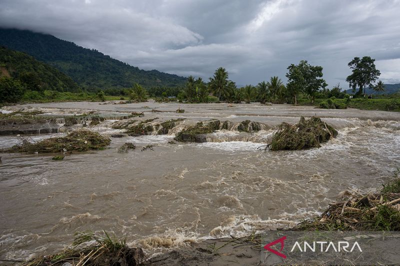 Dampak Banjir di Pakuli Utara Sigi