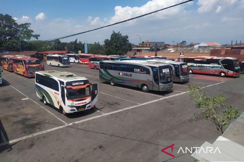 Tarif bus di Terminal Cicaheum naik hingga Rp40 ribu