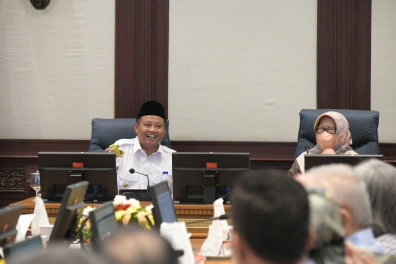 Wagub Jabar apresiasi OPD tuntaskan rekomendasi BPK