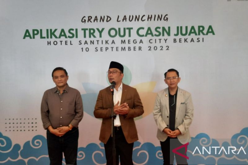 Jawa Barat luncurkan aplikasi 