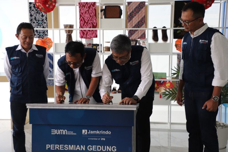 Jamkrindo resmikan gedung kantor baru di Bandung
