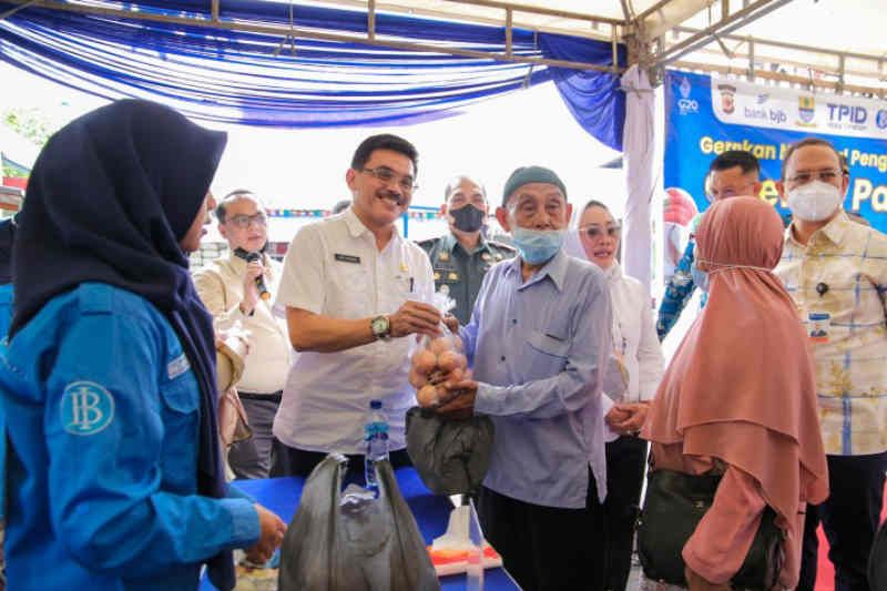 Kota Cirebon pantau harga kebutuhan pokok untuk kendalikan inflasi