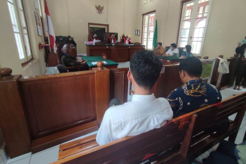 Hakim tolak gugatan perdata terhadap enam media di Makassar - Vimarsana News