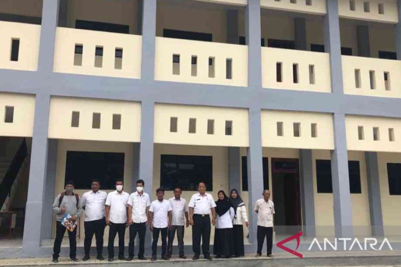 Kabupaten Bekasi tuntaskan perbaikan sekolah di 20 lokasi tahun ini