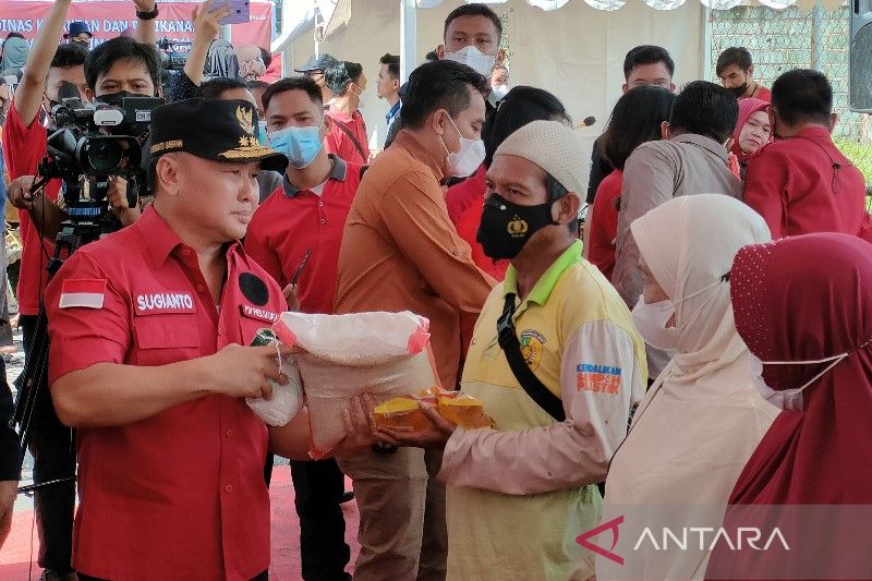 Central Kalimantan government prepares 30,000 affordable food packages