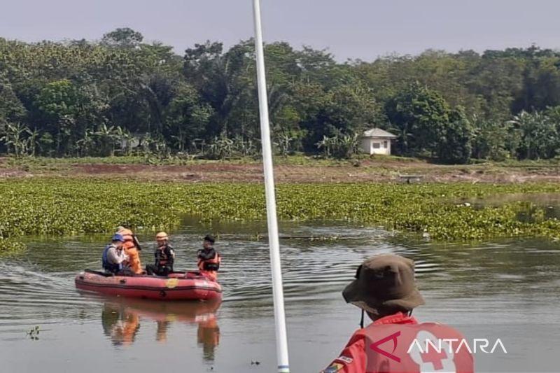 SAR gabungan Cianjur masih cari tubuh nenek yang hilang tenggelam