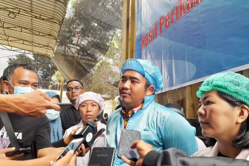 DPRD Bintan sampaikan pemberhentikan Apri sebagai bupati ke Mendagri
