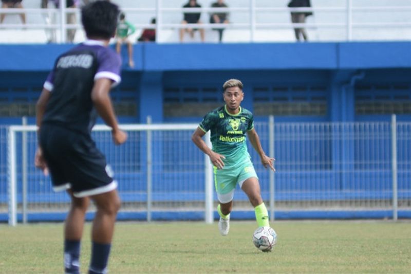 Daisuke ajak skuad Persib Bandung kerja keras melawan Persija
