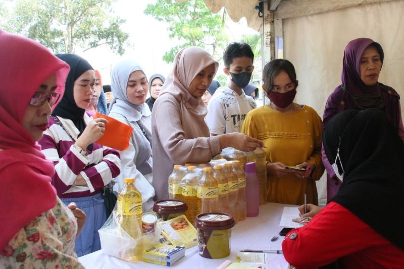 Pasar murah solusi tekan harga kebutuhan pokok, kata Disdagin Kota Bandung
