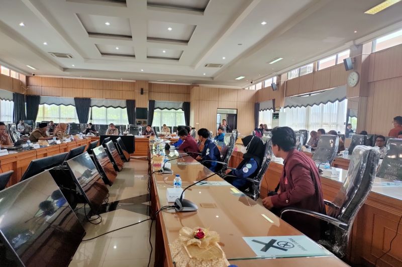 Dewan apresiasi berbagai upaya Pemprov terkait permasalahan BBM