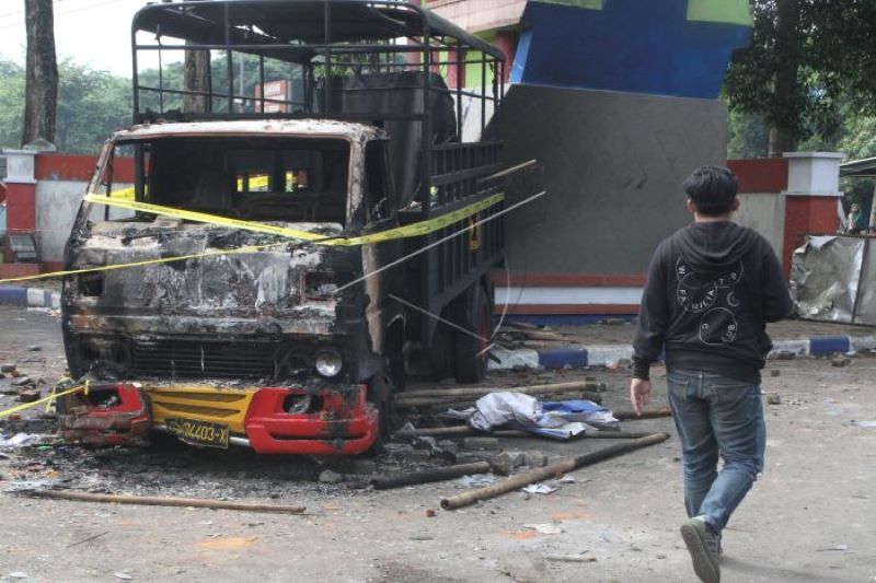 Suasana pasca-kerusuhan di Stadion Kanjuruhan Malang