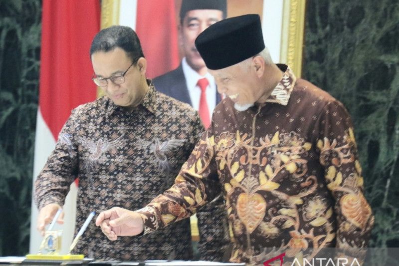 Gubernur Mahyeldi Dan Anies Baswedan Tandatangani Kesepakatan ...