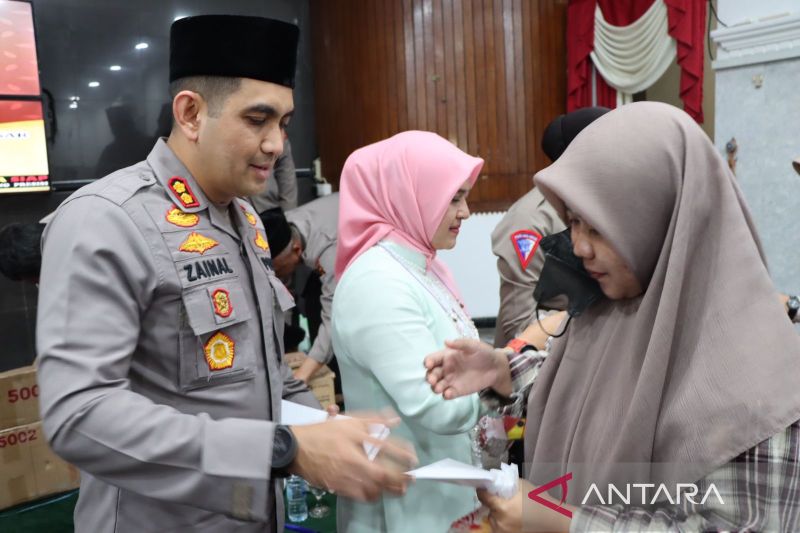 Polres Sukabumi Kota santuni puluhan anak yatim piatu saat rayakan Maulid Nabi