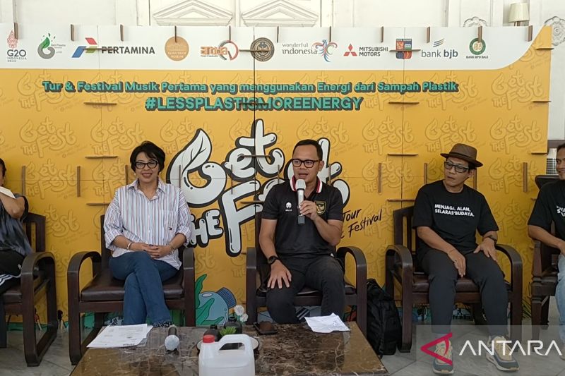 Kota Bogor tuan rumah pembukaan festival BBM limbah plastik