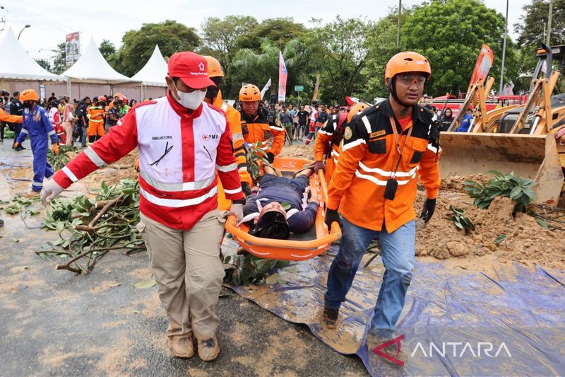 BNPBN peringati Bulan PRB dengan simulasi penanganan longsor