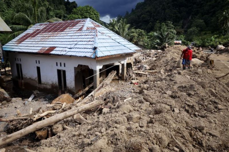 Dampak Banjir Bandang Dan Longsor Di Mamuju
