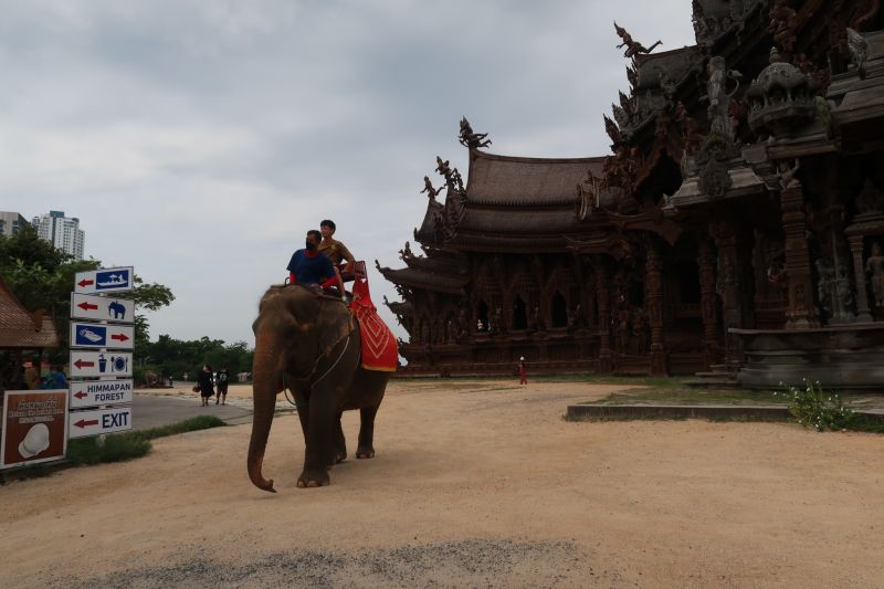 Kemarin, lokasi wisata baru di Thailand hingga cegah hoax