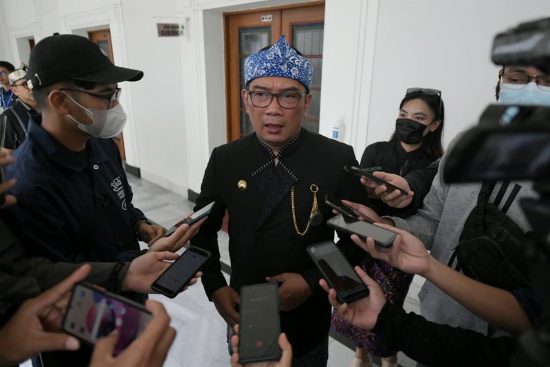 Gubernur Jabar minta usulan nama kereta cepat Jakarta-Bandung ke masyarakat