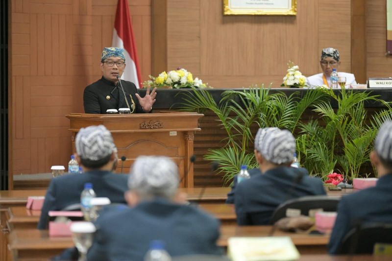 Pemkot Tasikmalaya harus perbanyak pedestrian, kata Gubernur Jabar