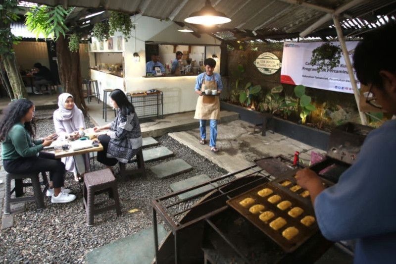 Pertamina resmikan Cafe Kopi Kang! dari program TJSL FT Bandung Group