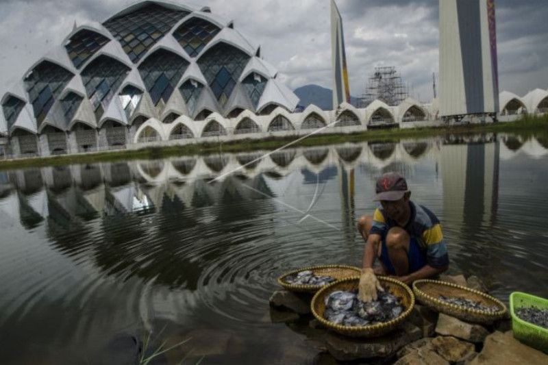 Target Penggunaan Masjid Al Jabbar