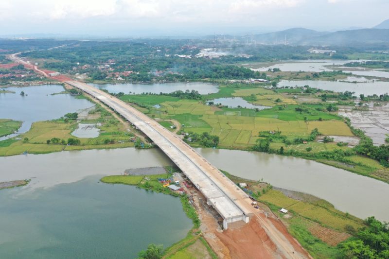 Penyelesaian proyek tol Jakarta - Cikampek II Selatan dipercepat