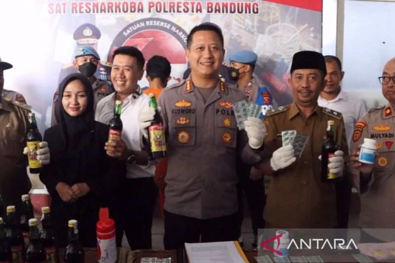 Polresta Bandung sita 1.479 pil obat terlarang