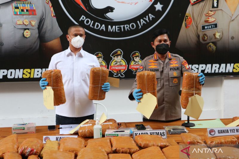 Polda Metro ungkap 112 kilogram ganja akan diedarkan malam Tahun Baru