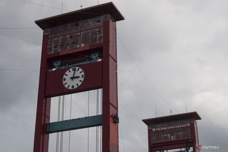 Revitalisasi Jembatan Ampera