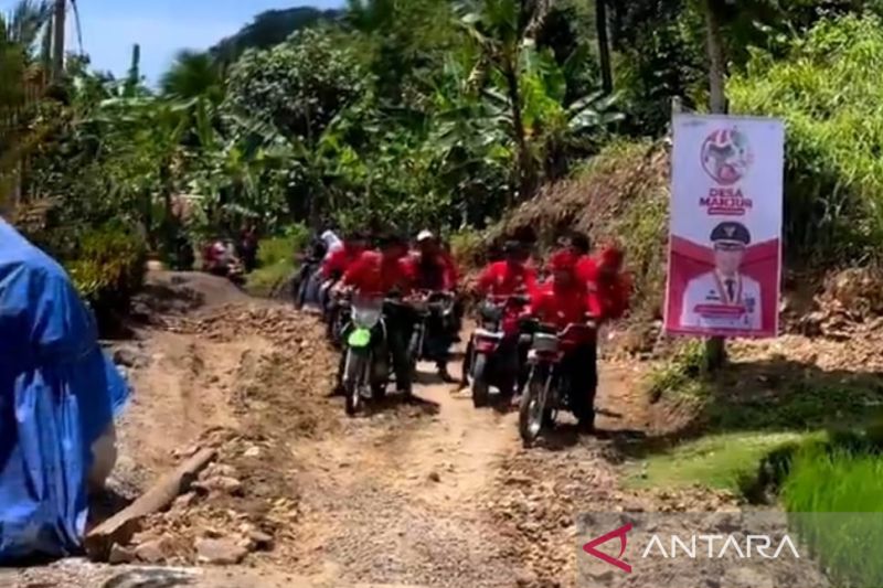 Jalan sepanjang 200 kilometer diperbaiki untuk mendukung pemekaran di Cianjur selatan