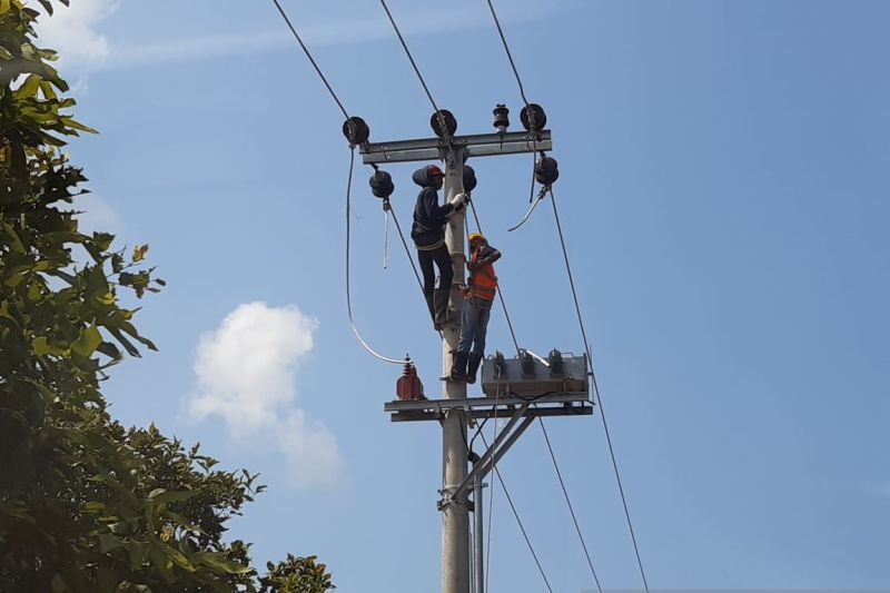 Riau Islands targets to electrify all houses in 3T regions - Vimarsana News