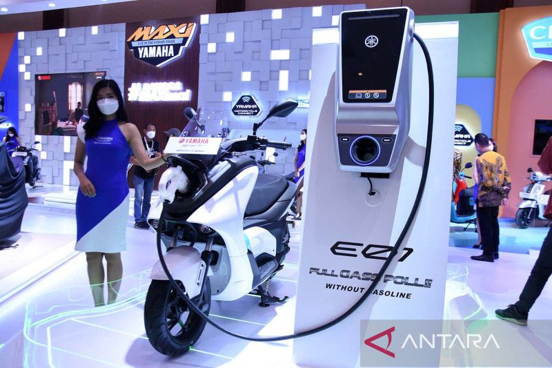 Sepeda motor listrik Yamaha E01