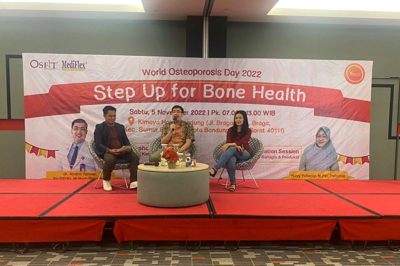 Cek kesehatan tulang sejak dini dan jaga asupan gizi bisa cegah osteoporosis