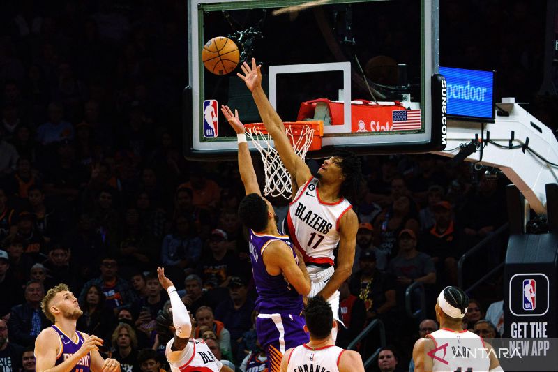 Kevin Durant cetak 23 poin debut, Suns menang 105-91 atas Hornets
