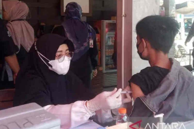 Dinkes Indramayu terima 1.000 vial vaksin COVID-19,  siap didistribusikan ke puskesmas