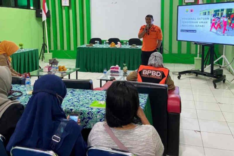 BPBD Kota Cirebon upayakan sekolah aman dan sadar bencana alam