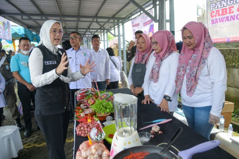 Purwakarta bersama Pemprov Jabar kolaborasi gelar pasar pangan murah