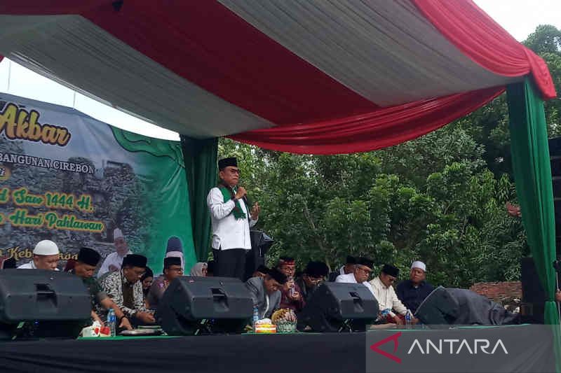 Moeldoko ajak kiai dan santri di Cirebon jaga situasi pada tahun politik