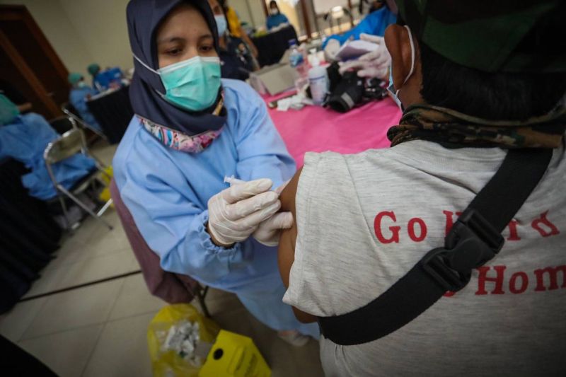 Antisipasi lonjakan COVID-19, Pemkot Bandung sebar vaksin tambahan
