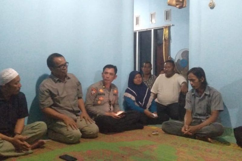 Balai TN Way Kambas beri santunan uang kepada keluarga korban amukan gajah liar