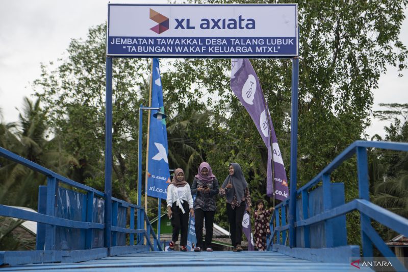 Peresmian Jembatan Desa dan Sarana Air Bersih dari XL Axiata
