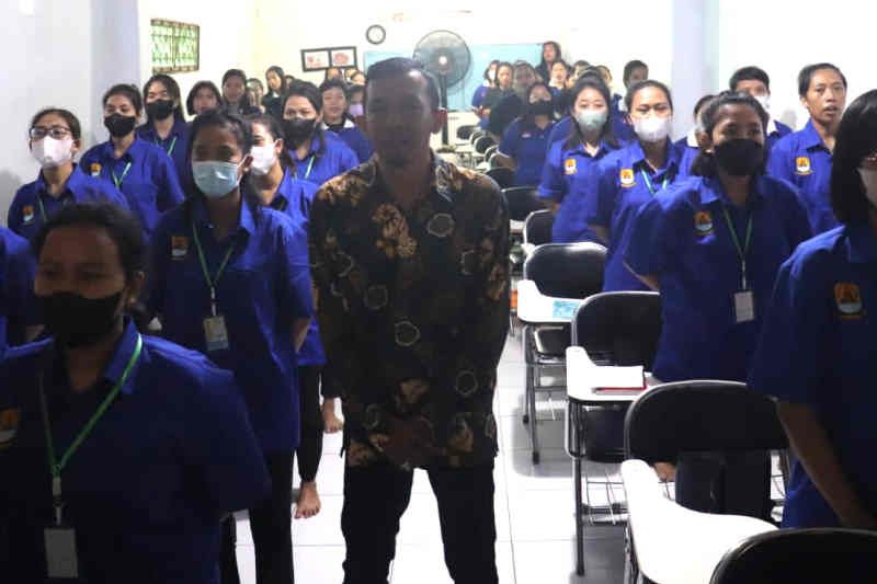 32 calon pekerja migran di Kabupaten Cirebon diberi pelatihan kompetensi