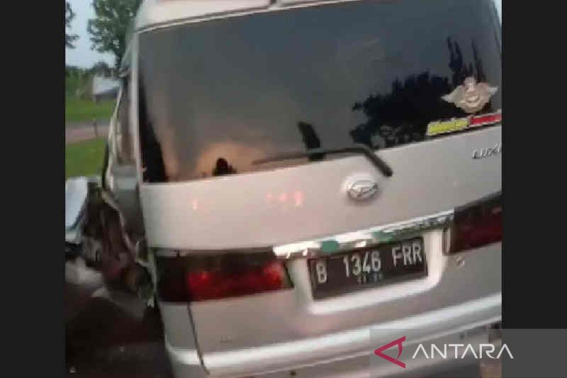Kecelakaan di KM 139 Cipali akibatkan 3 tewas dan 7 orang terluka