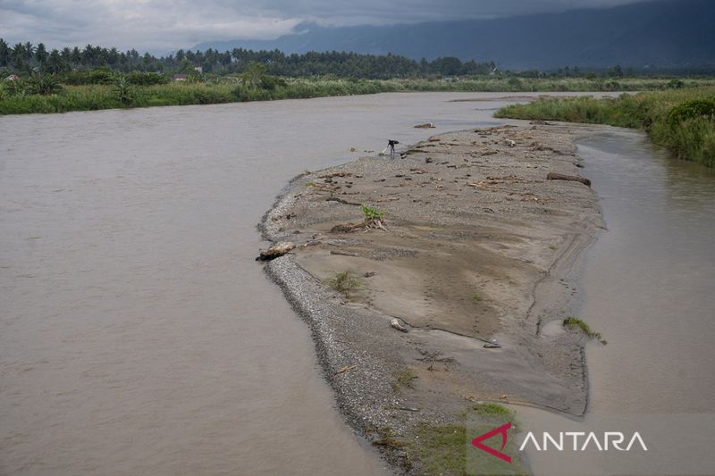 Sedimentasi Sungai Palu Akibat Curah Hujan Tinggi