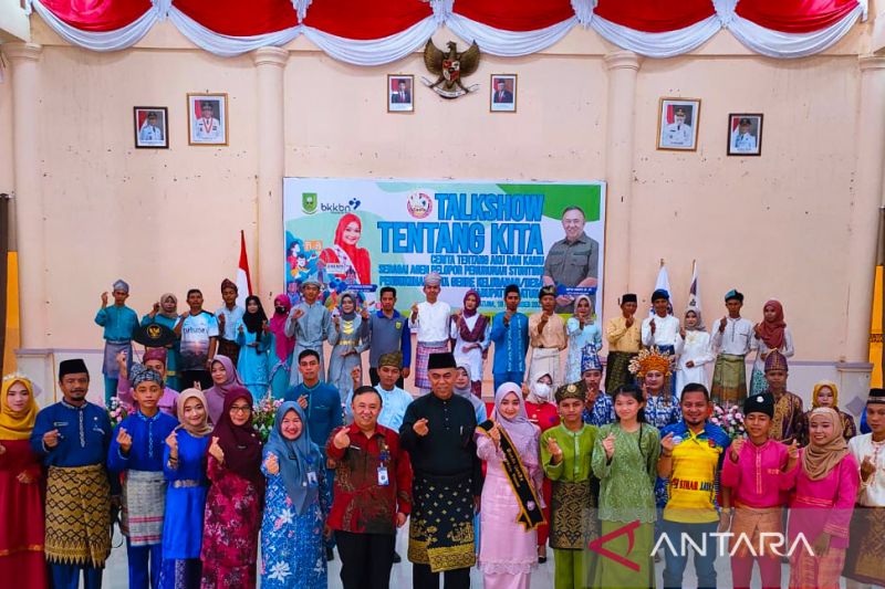 BKKBN Kukuhkan Duta Generasi Berencana Tekan Stunting Di Natuna ...