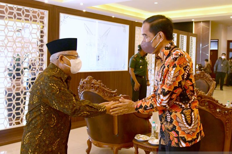 Presiden Jokowi dan Wapres Ma'ruf bertemu di Lanud Adi Soemarmo Boyolali