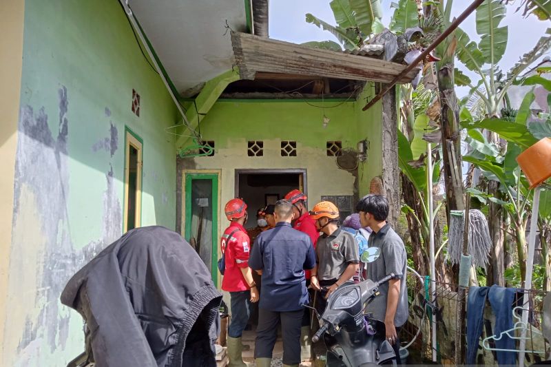 BPBD catat belasan rumah di Kota Sukabumi rusak terdampak gempa Cianjur