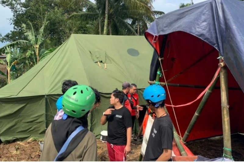 UI kirim 12 mahasiswa bantu korban gempa di Cianjur