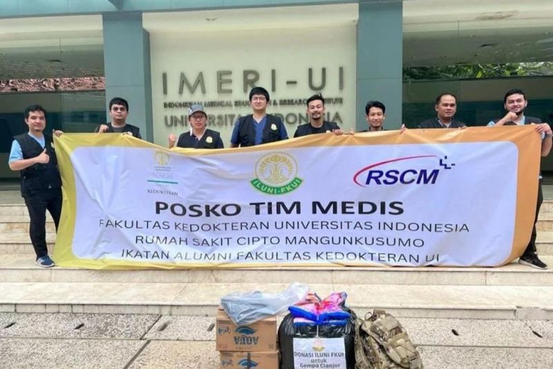 Sukarelawan FKUI-ILUNI-RSCM bantu penanganan korban gempa Cianjur