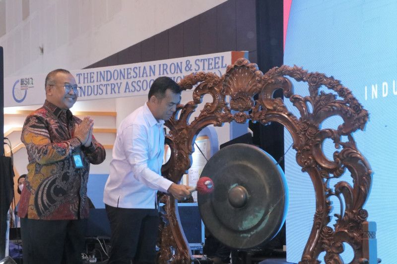 IISIA sebut industri baja nasional meningkat pesat